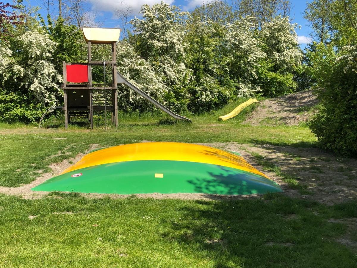 Vakantiehuisjes Robersum Vierhuizen Exteriör bild